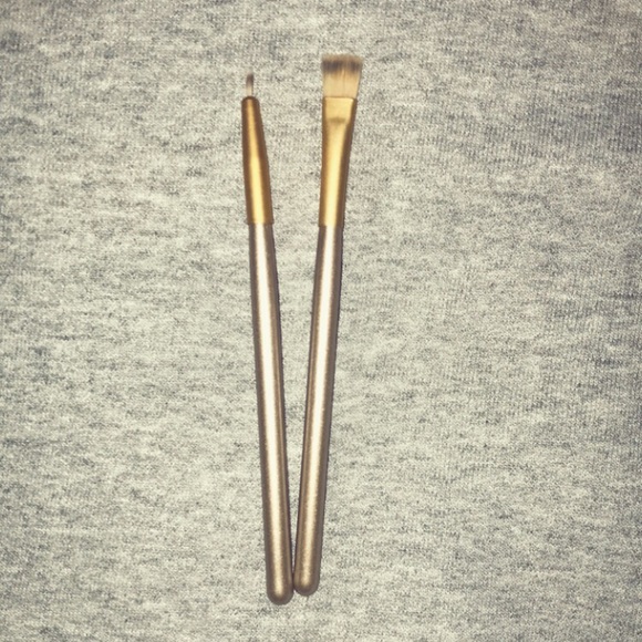 Brush Bundle - Picture 3 of 4